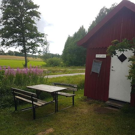 Brådtom Slusscafé&Stugor Norrköping Exterior foto