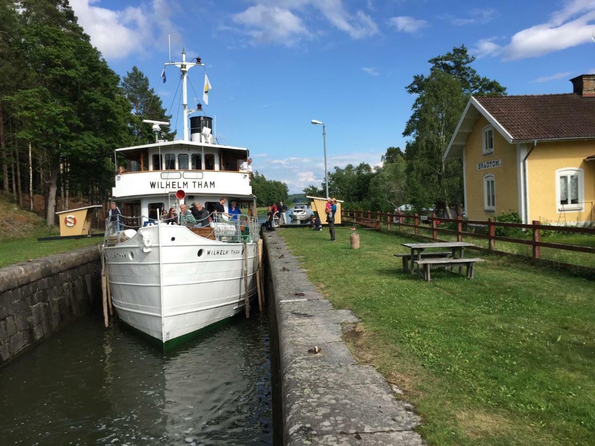 Brådtom Slusscafé&Stugor Norrköping Exterior foto
